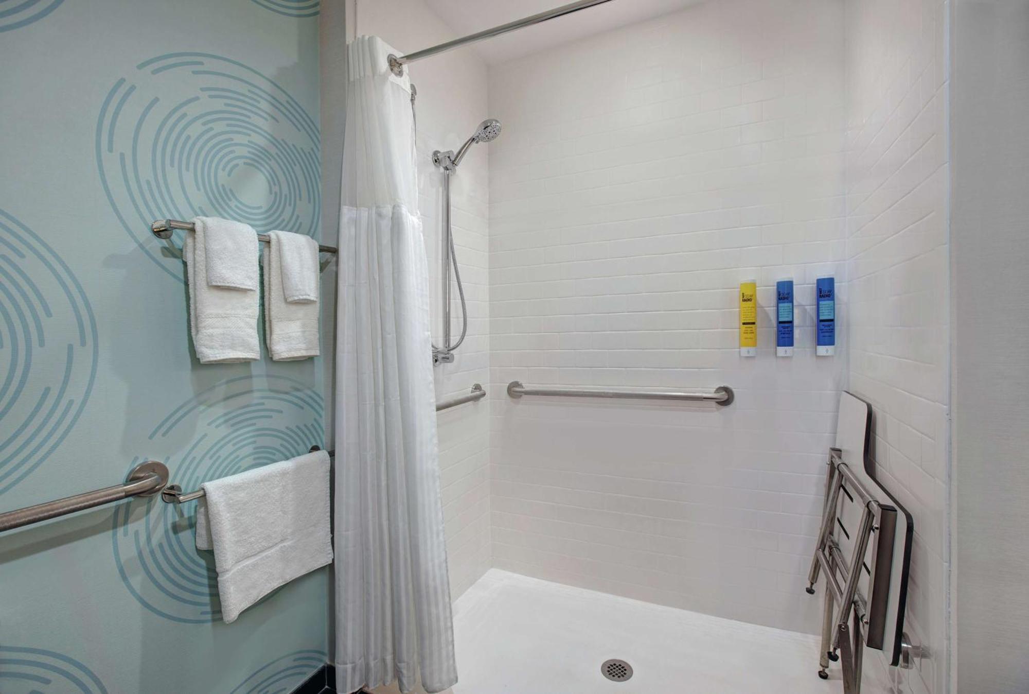Tru By Hilton Austin Airport, Tx Hotell Exteriör bild